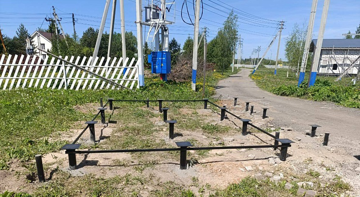 Новости о посёлке В поселке строится въездная группа